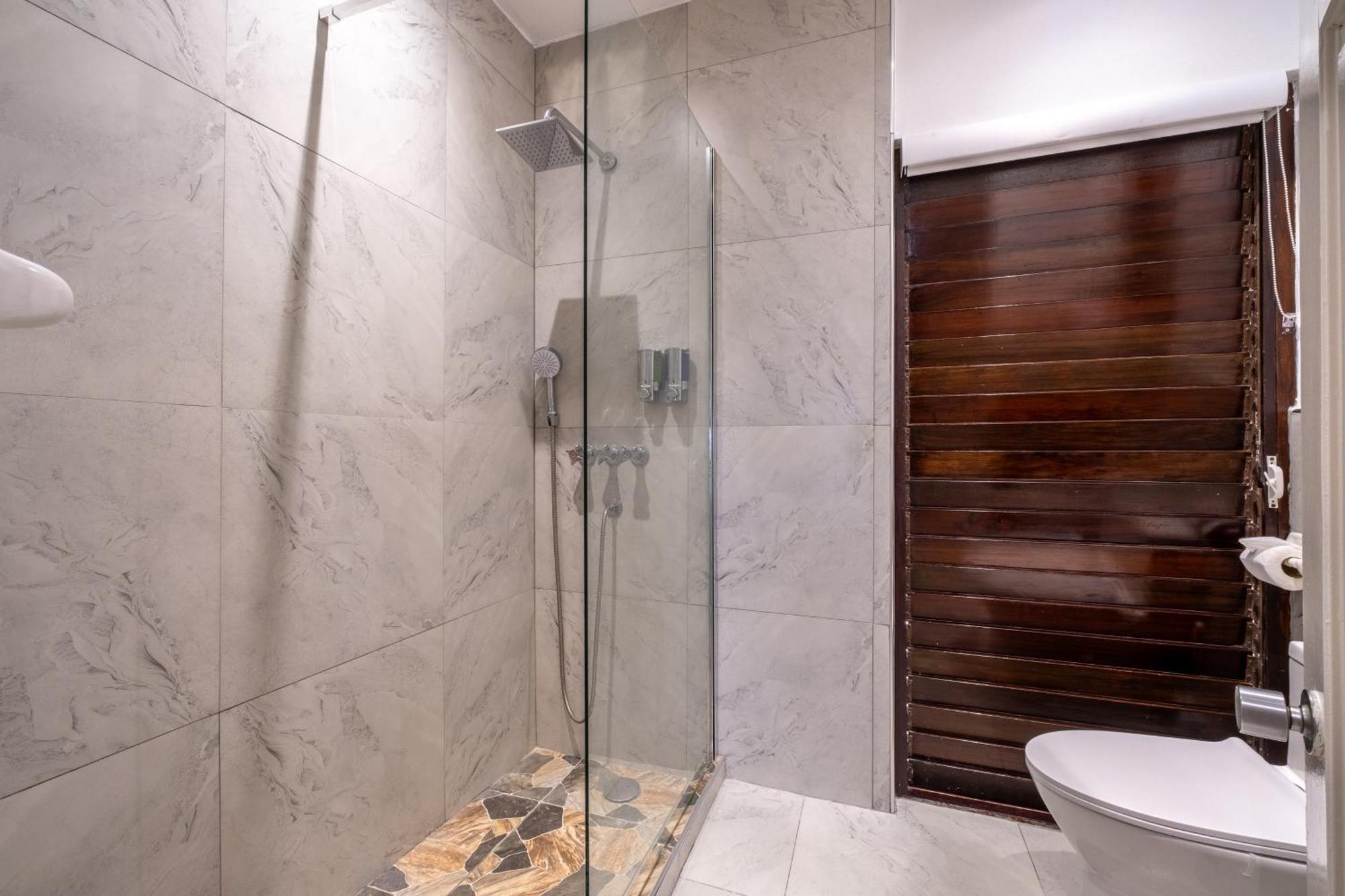 Villa Turrasann Runaway Bay Ngoại thất bức ảnh
